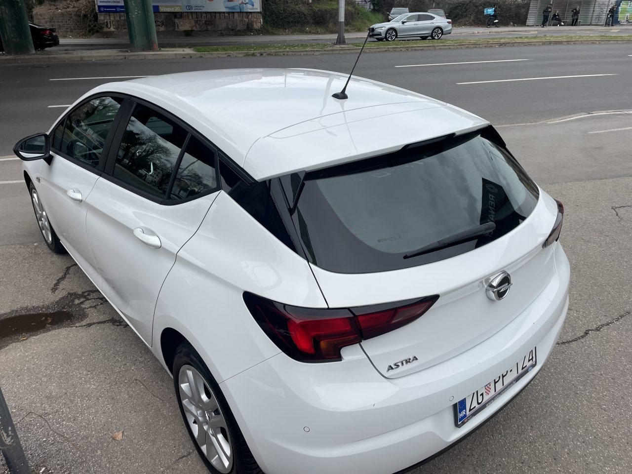 2021 Opel Astra — fotografija 8