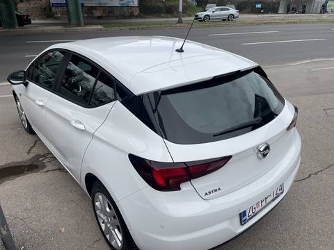 2021 Opel Astra — sličica 8