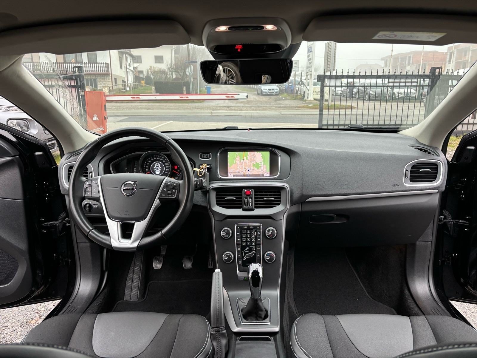 2019 Volvo V40 — fotografija 12