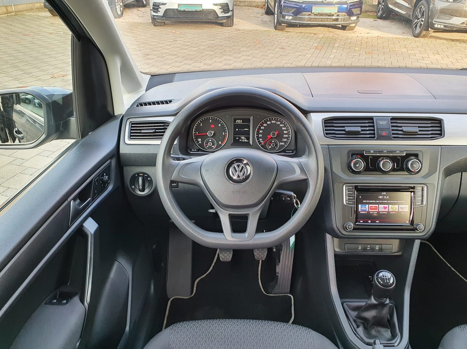 2019 Volkswagen Caddy — fotografija 11