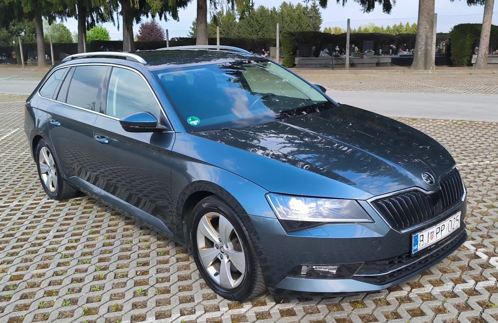2019 Škoda Superb — fotografija 9