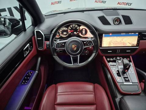 2021 Porsche Cayenne — sličica 17