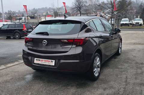 2017 Opel Astra — sličica 2