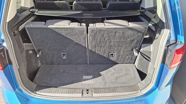 2020 Volkswagen Touran — fotografija 23