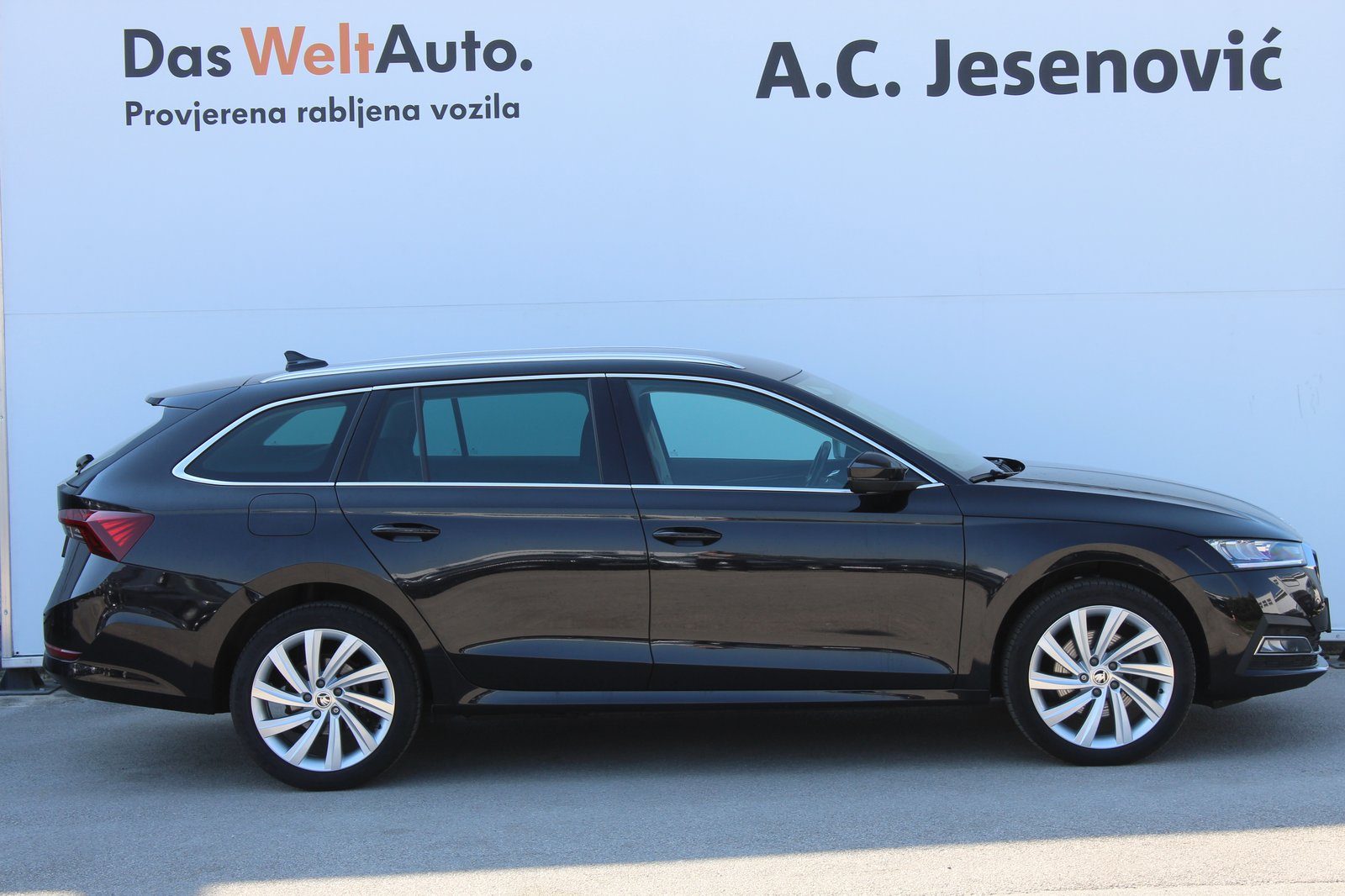 2021 Škoda Octavia Combi — fotografija 5