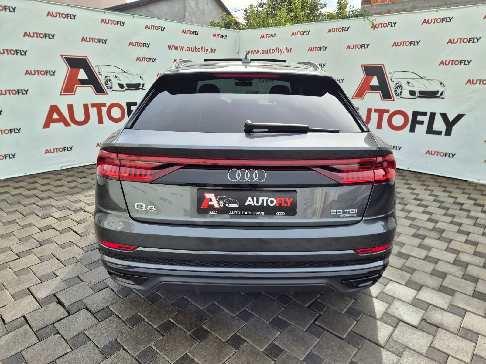2018 Audi Q8 S line — fotografija 7