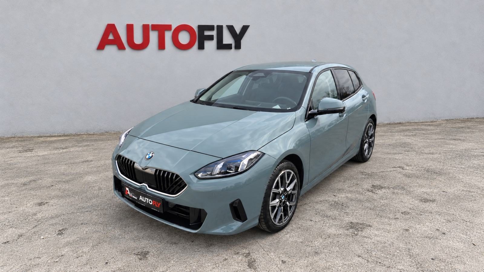 2025 BMW Serija 1 — fotografija 9