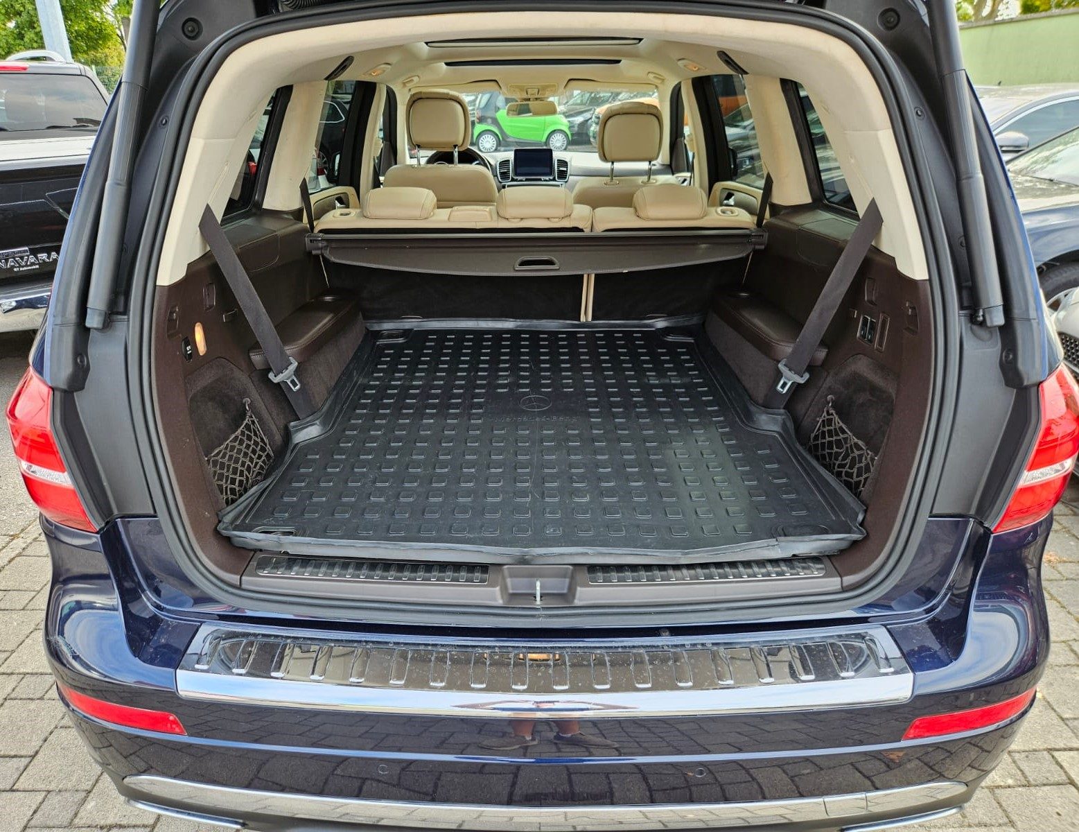 2016 Mercedes-Benz GLS — fotografija 30