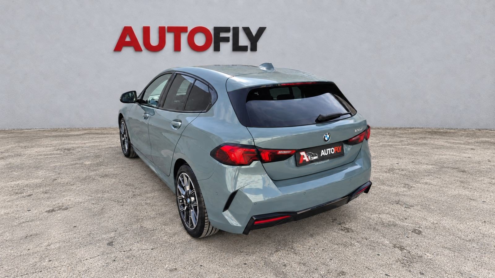 2025 BMW Serija 1 — fotografija 6