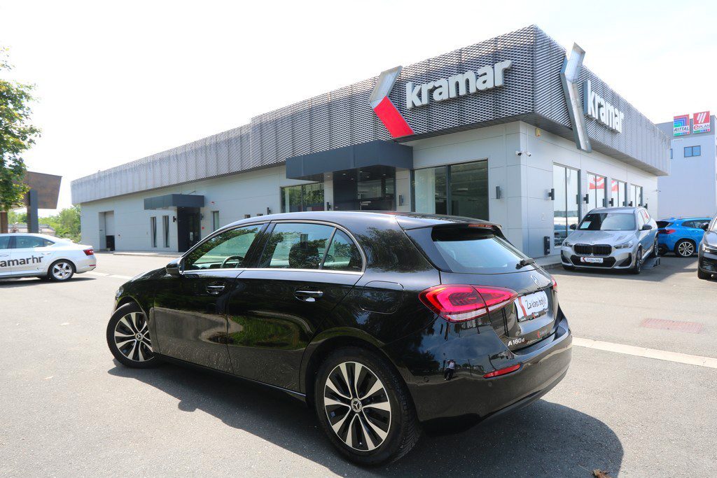 2022 Mercedes-Benz A-klasa — fotografija 18