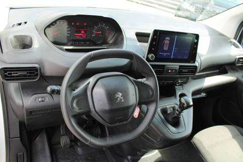 2022 Peugeot Partner — sličica 10
