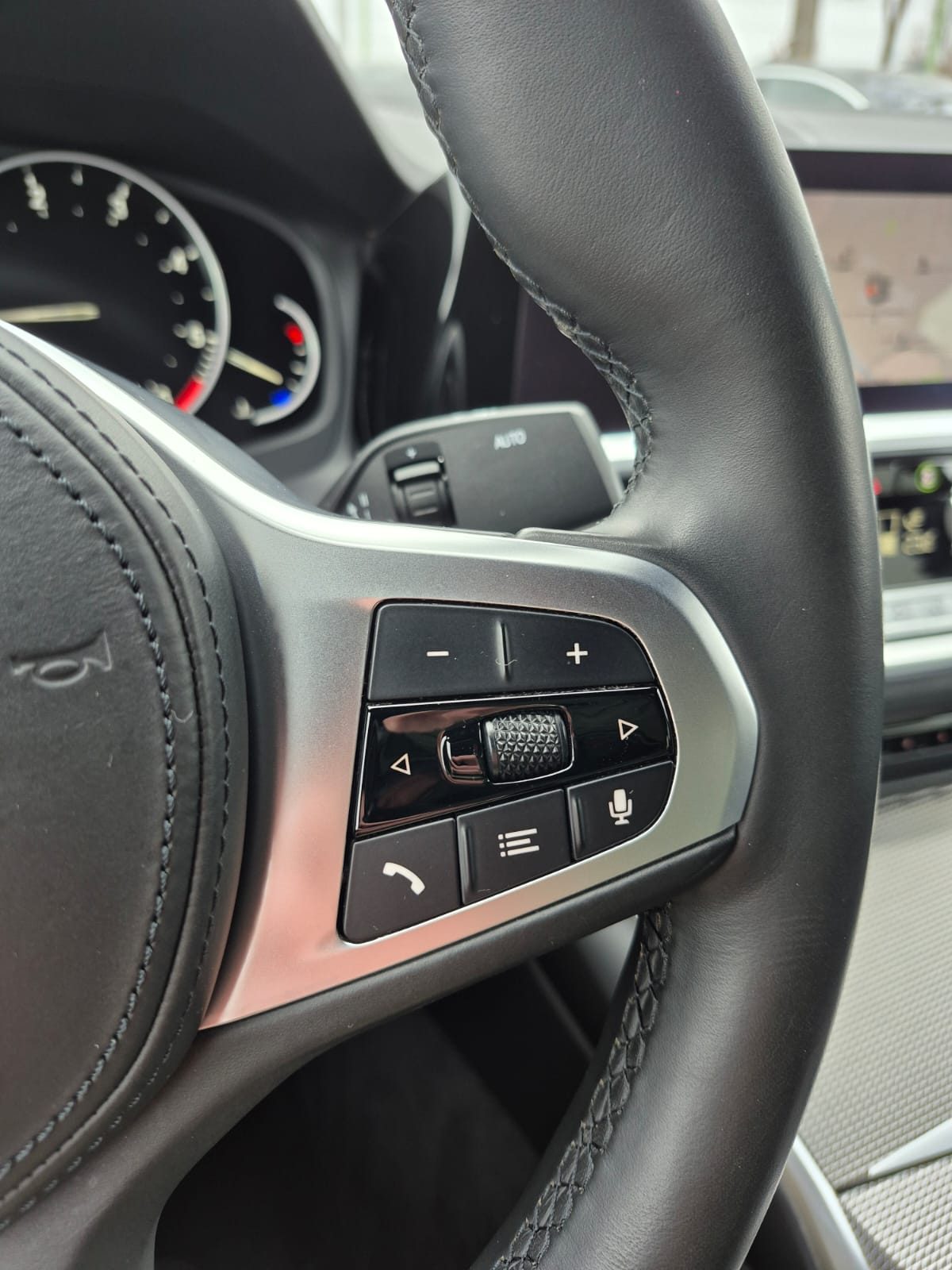 2019 BMW Serija 3 — fotografija 18