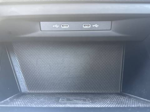 2024 Volkswagen Golf — sličica 27