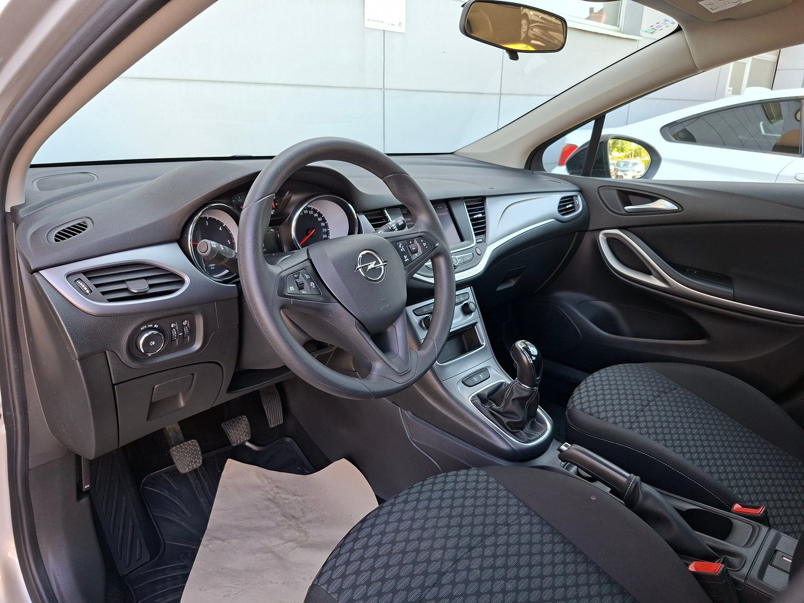 2021 Opel Astra — fotografija 6