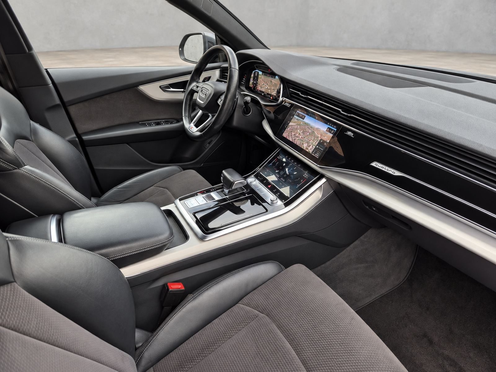 2019 Audi Q8 S line — fotografija 18