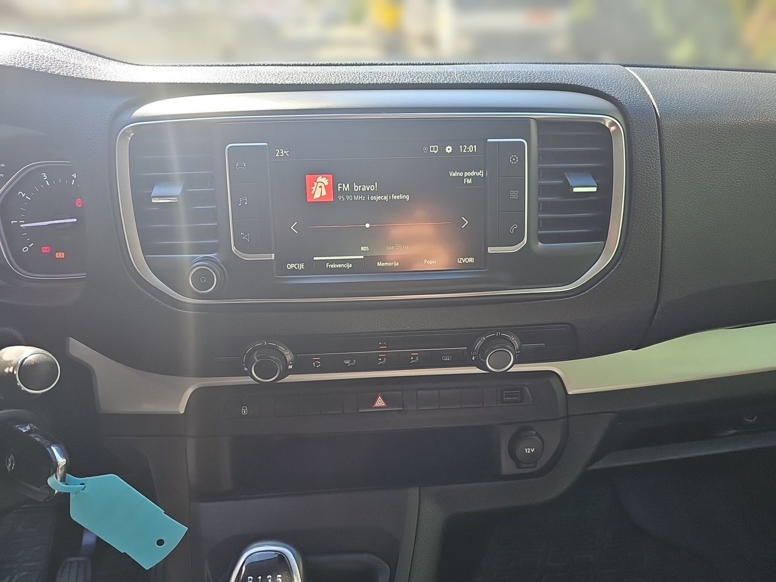 2021 Opel Zafira — fotografija 17