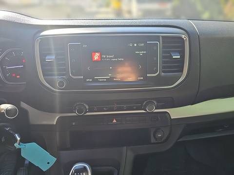 2021 Opel Zafira — sličica 17