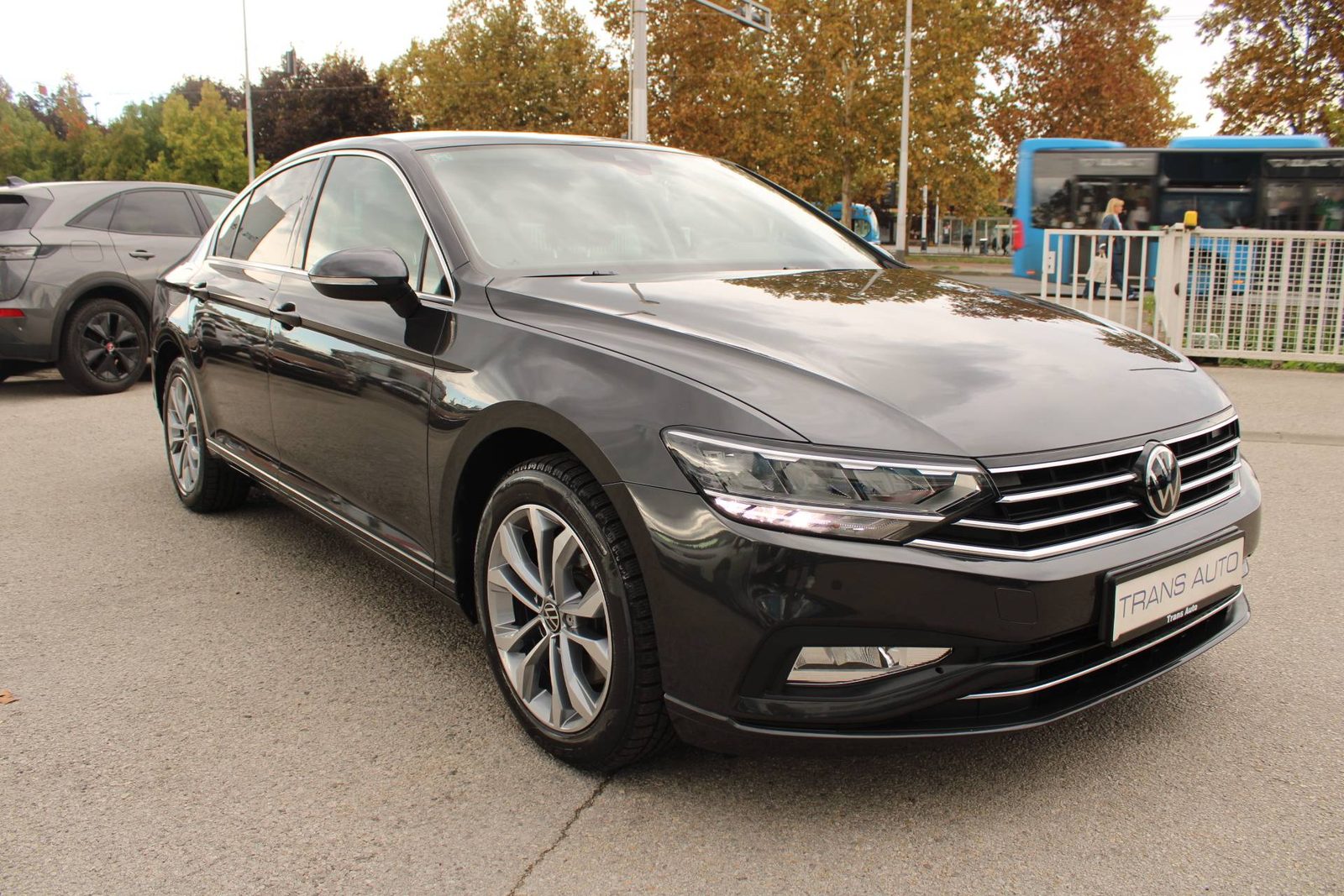 2022 Volkswagen Passat — fotografija 3
