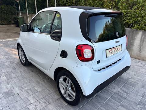 2020 Smart fortwo — sličica 11