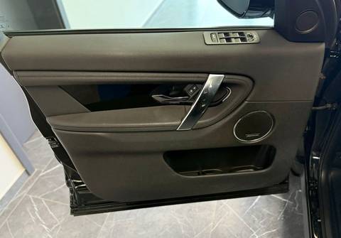 2022 Land Rover Discovery — sličica 10