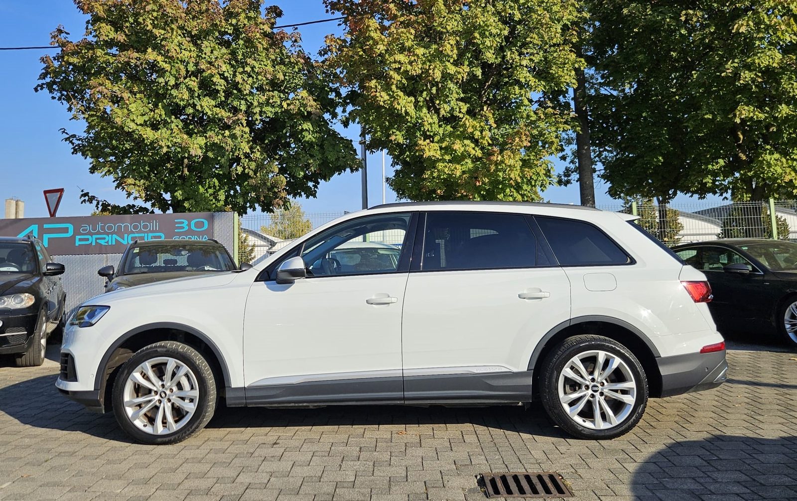 2021 Audi Q7 — fotografija 3