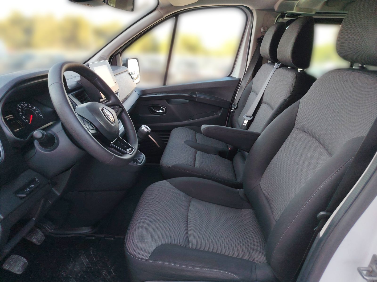 2023 Renault Trafic — fotografija 12