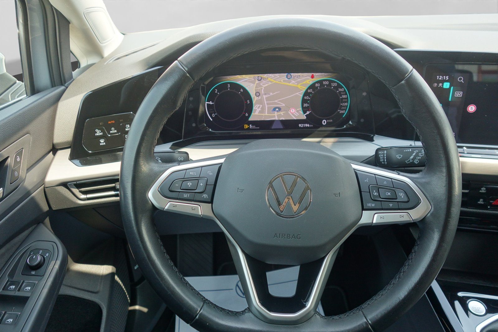 2023 Volkswagen Golf Variant — fotografija 10