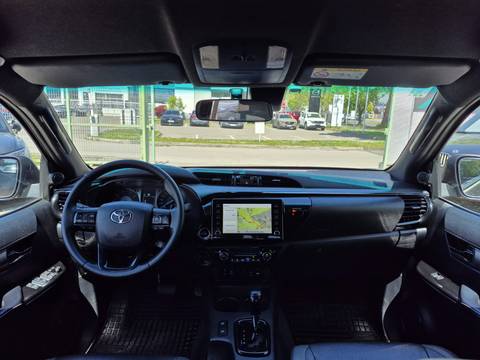 2021 Toyota Hilux — sličica 15