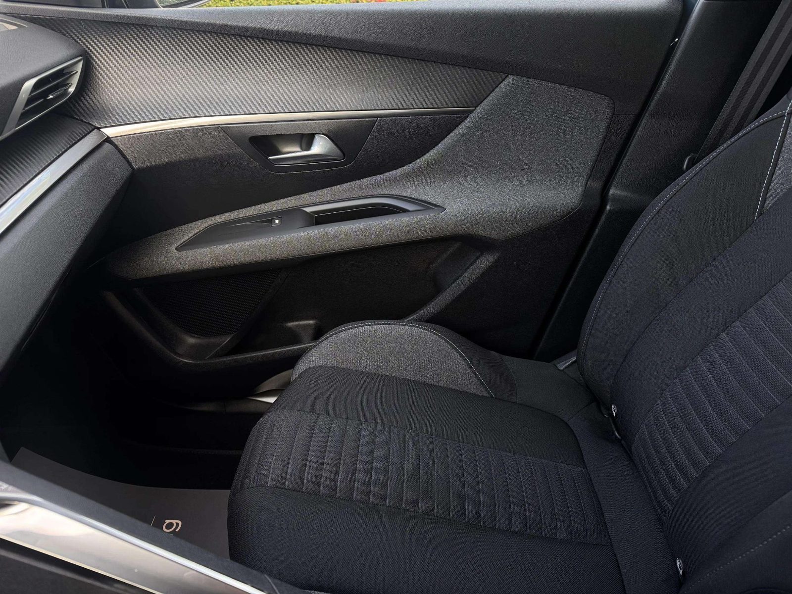 2022 Peugeot 3008 — fotografija 11