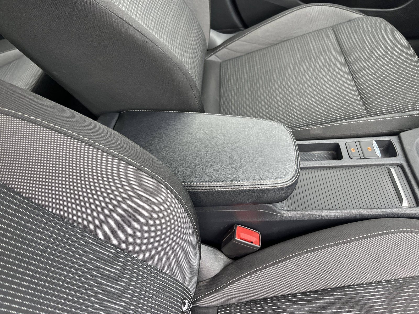 2024 Škoda Octavia Combi — fotografija 23