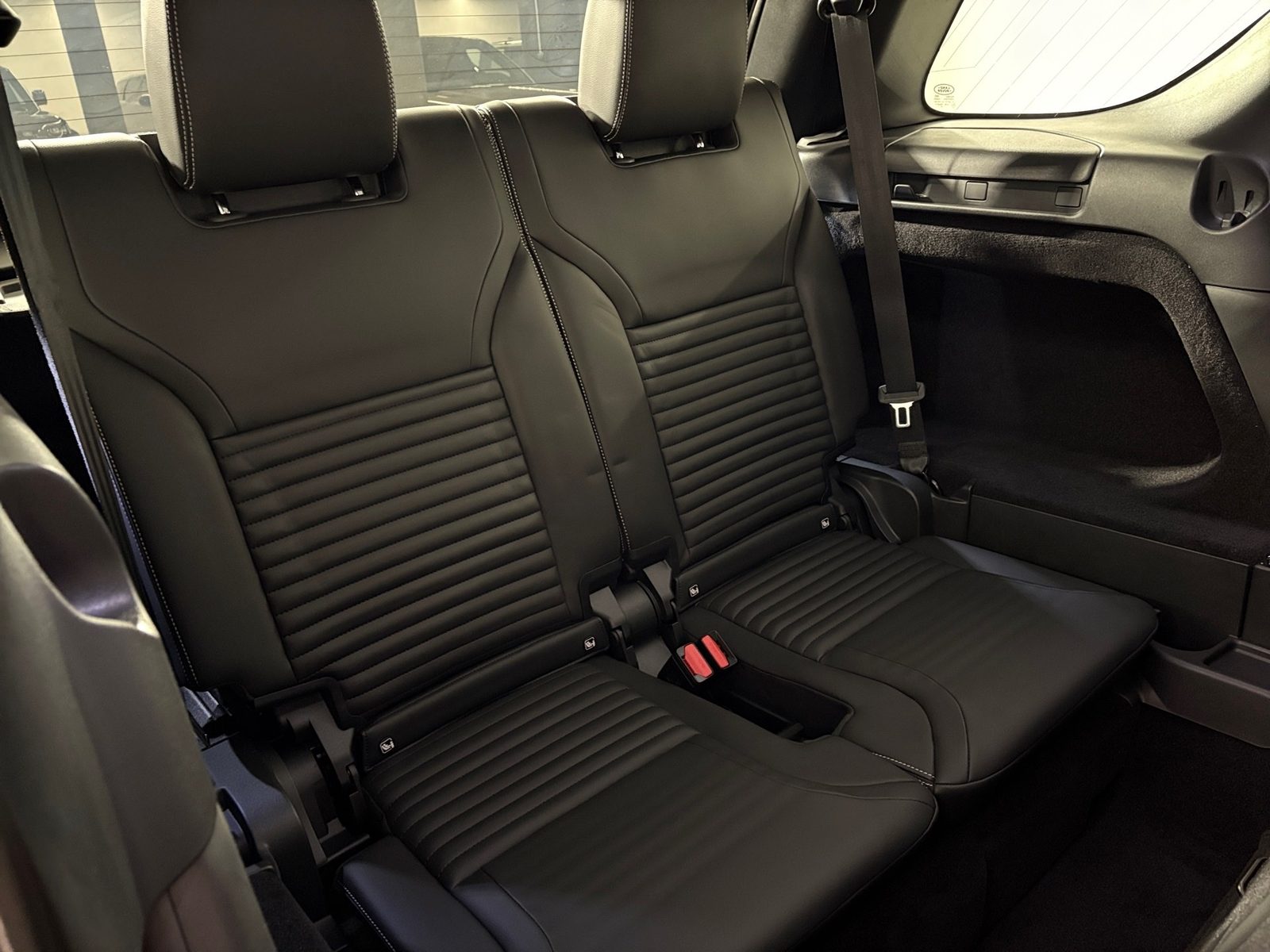 2025 Land Rover Discovery — fotografija 24