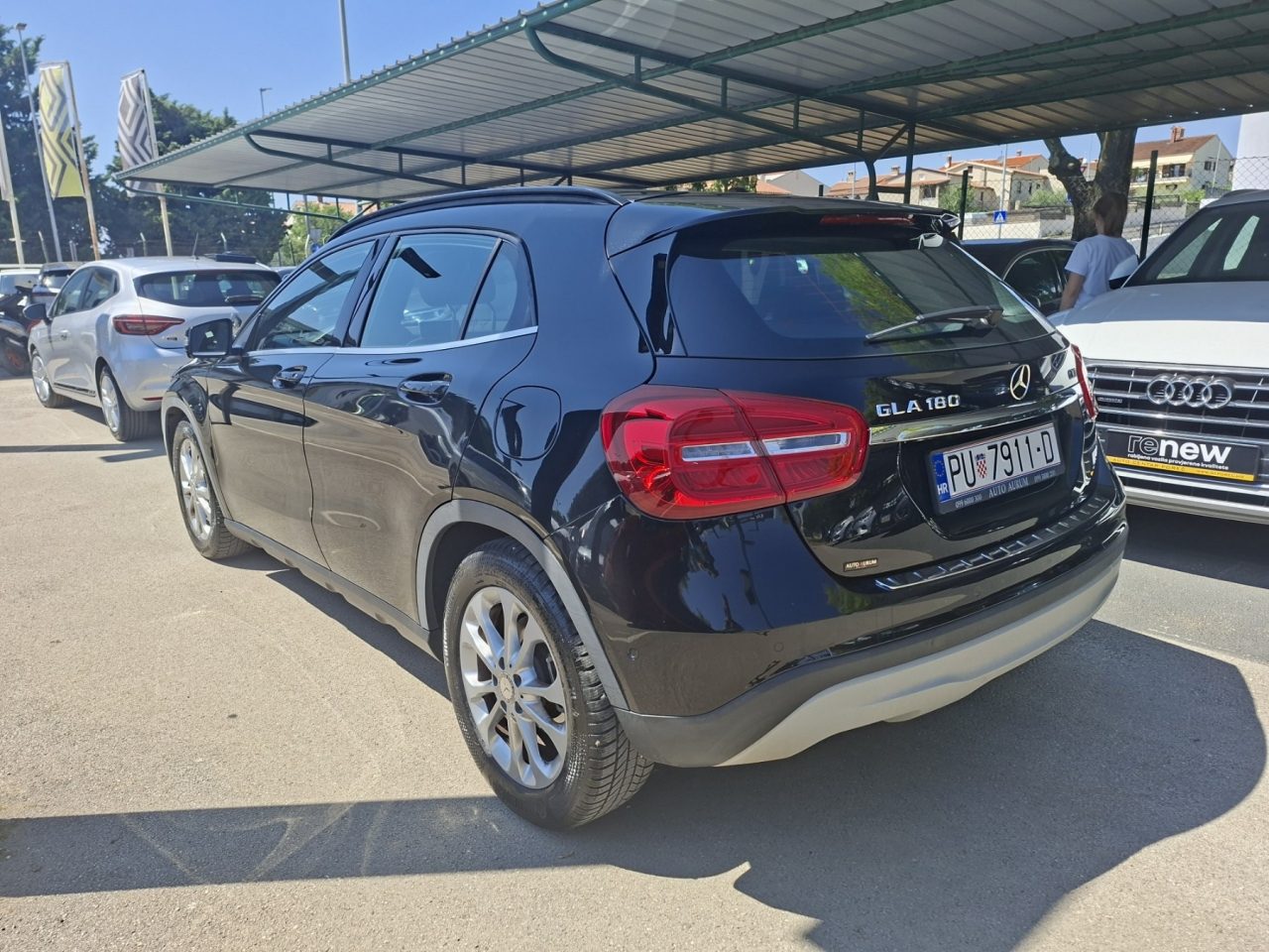 2015 Mercedes-Benz GLA — fotografija 6