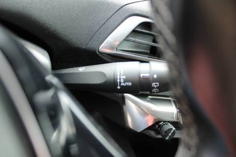 2022 Peugeot 3008 — sličica 17