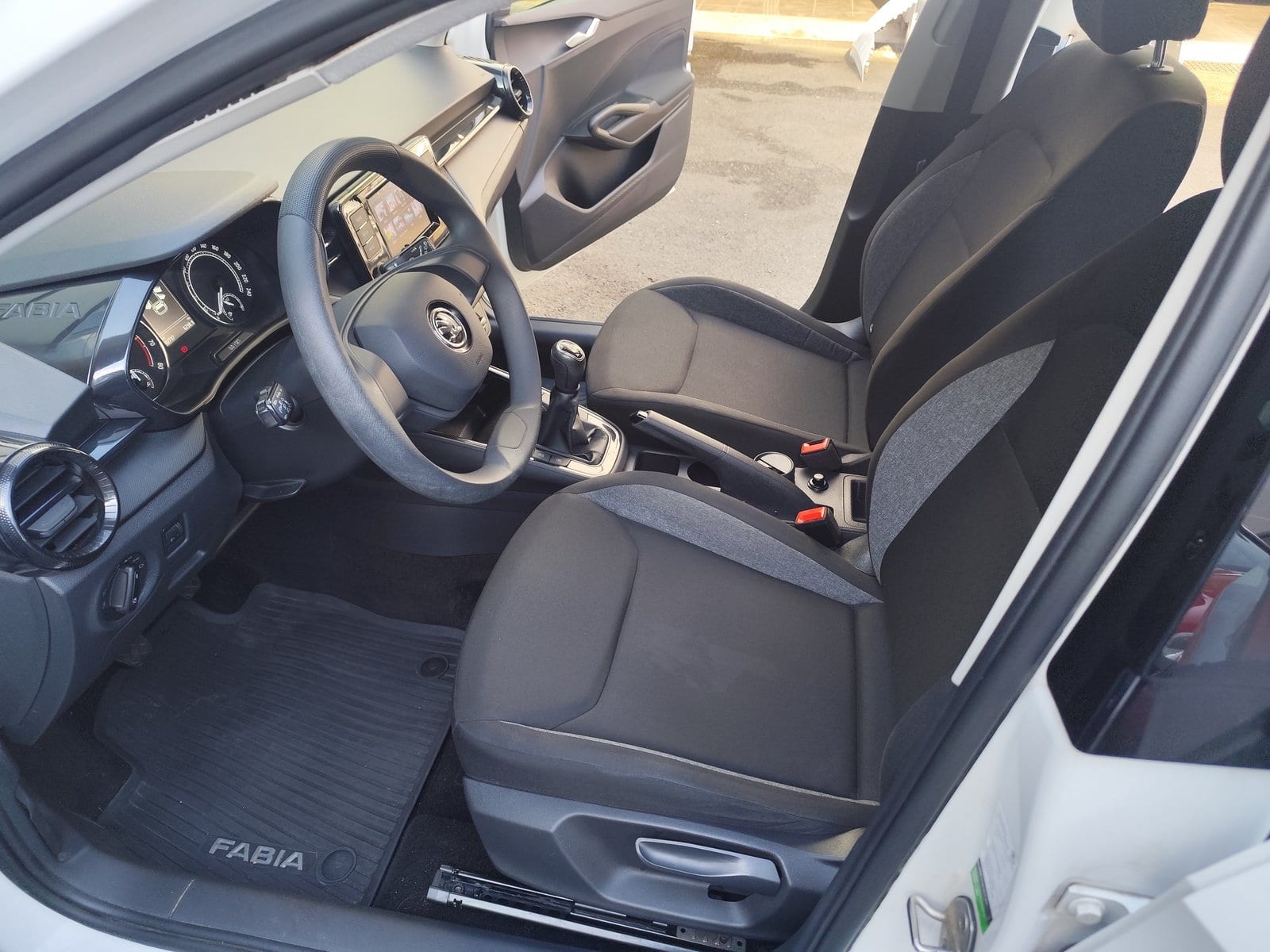 2022 Škoda Fabia — fotografija 8