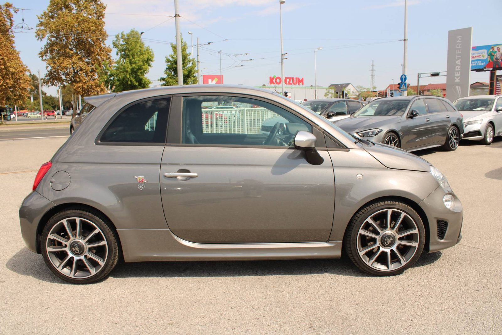 2021 Abarth 695 — fotografija 4