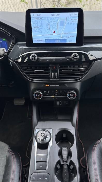 2021 Ford Kuga — sličica 13
