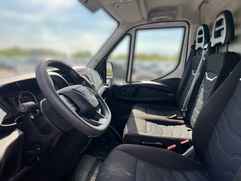 2021 Iveco DAILY — sličica 10