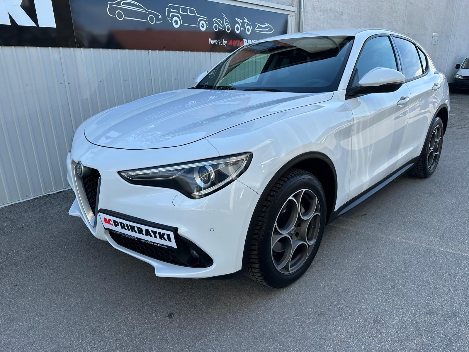 2018 Alfa Romeo Stelvio — fotografija 6