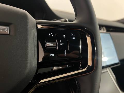 2025 Land Rover Range Rover Evoque — sličica 24