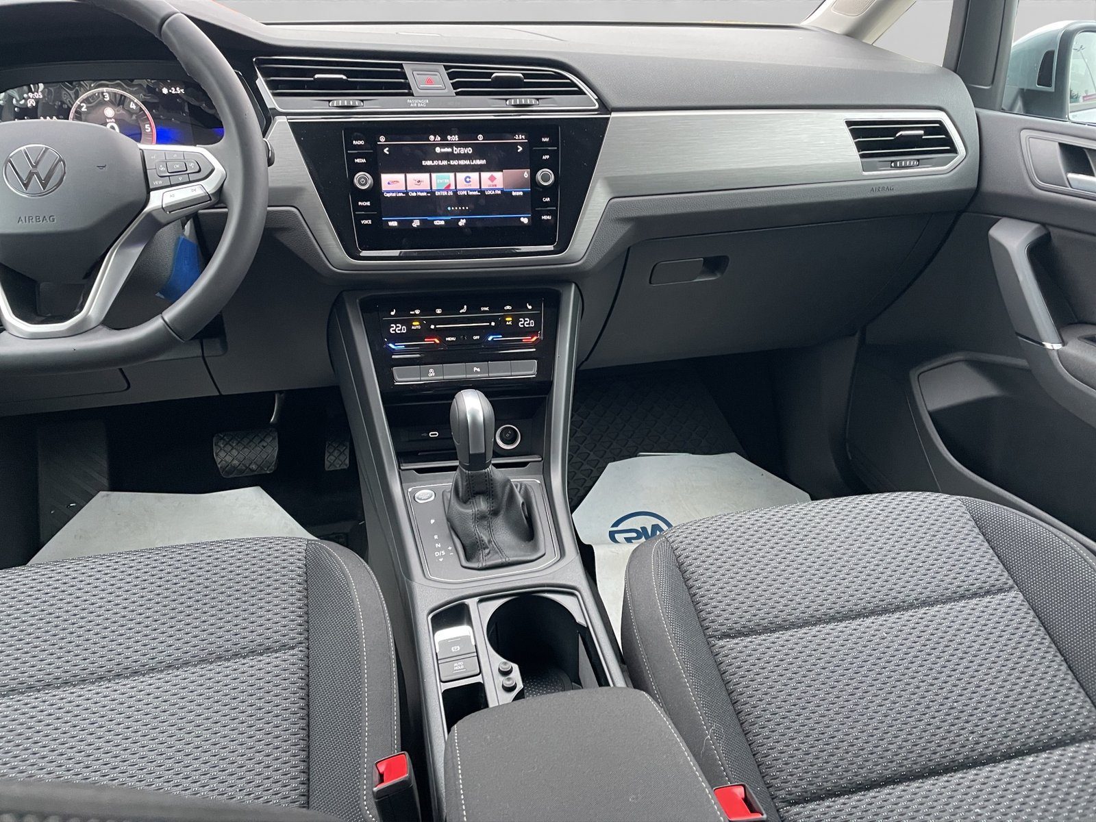 2026 Volkswagen Touran R-Line — fotografija 14