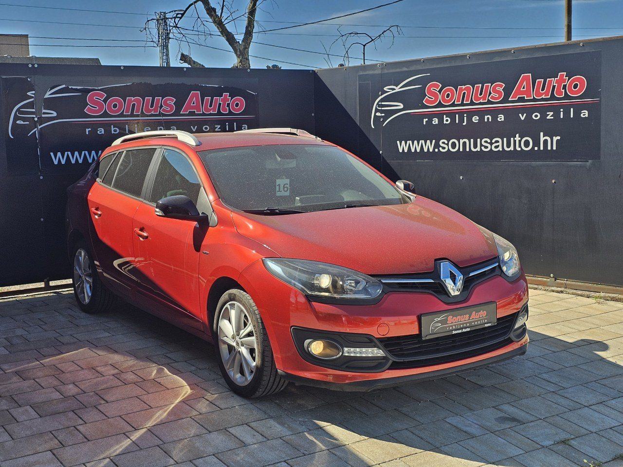 2016 Renault Megane Grandtour — fotografija 3