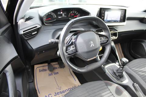 2022 Peugeot 2008 — sličica 9