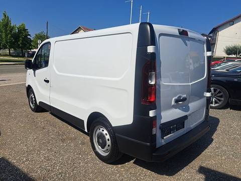 2019 Renault Trafic — sličica 9