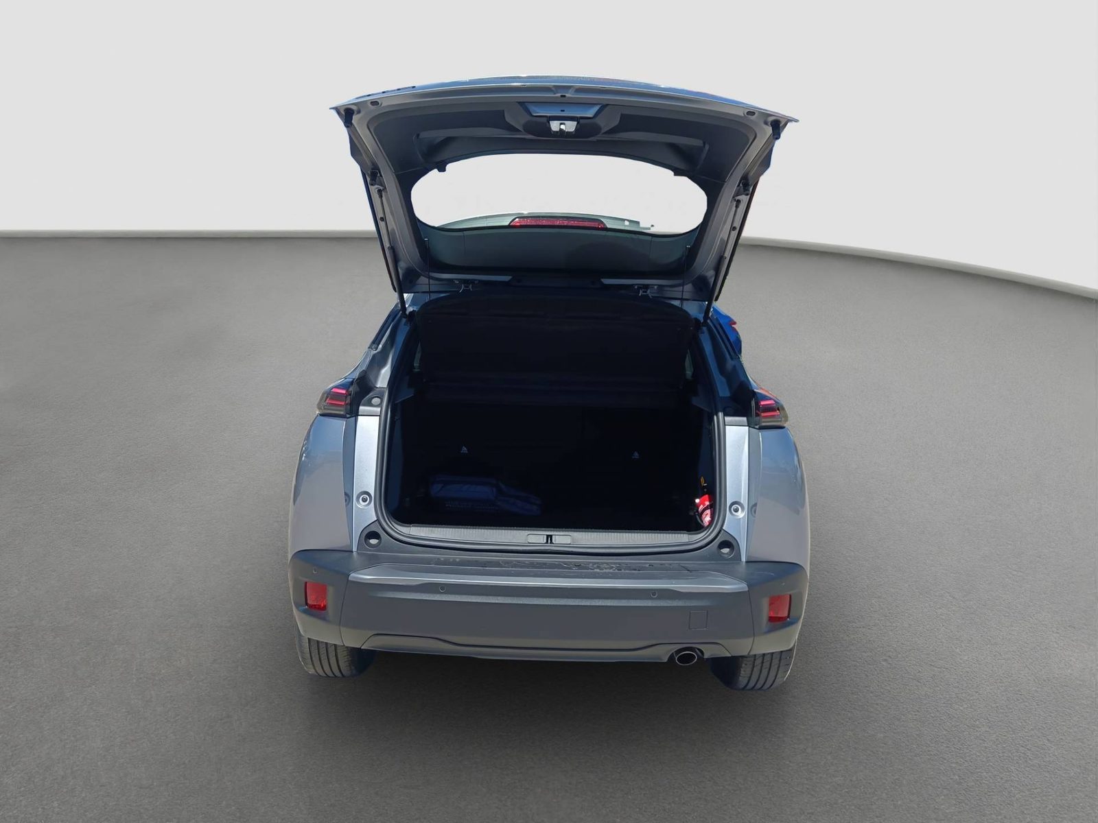 2025 Peugeot 2008 — fotografija 12