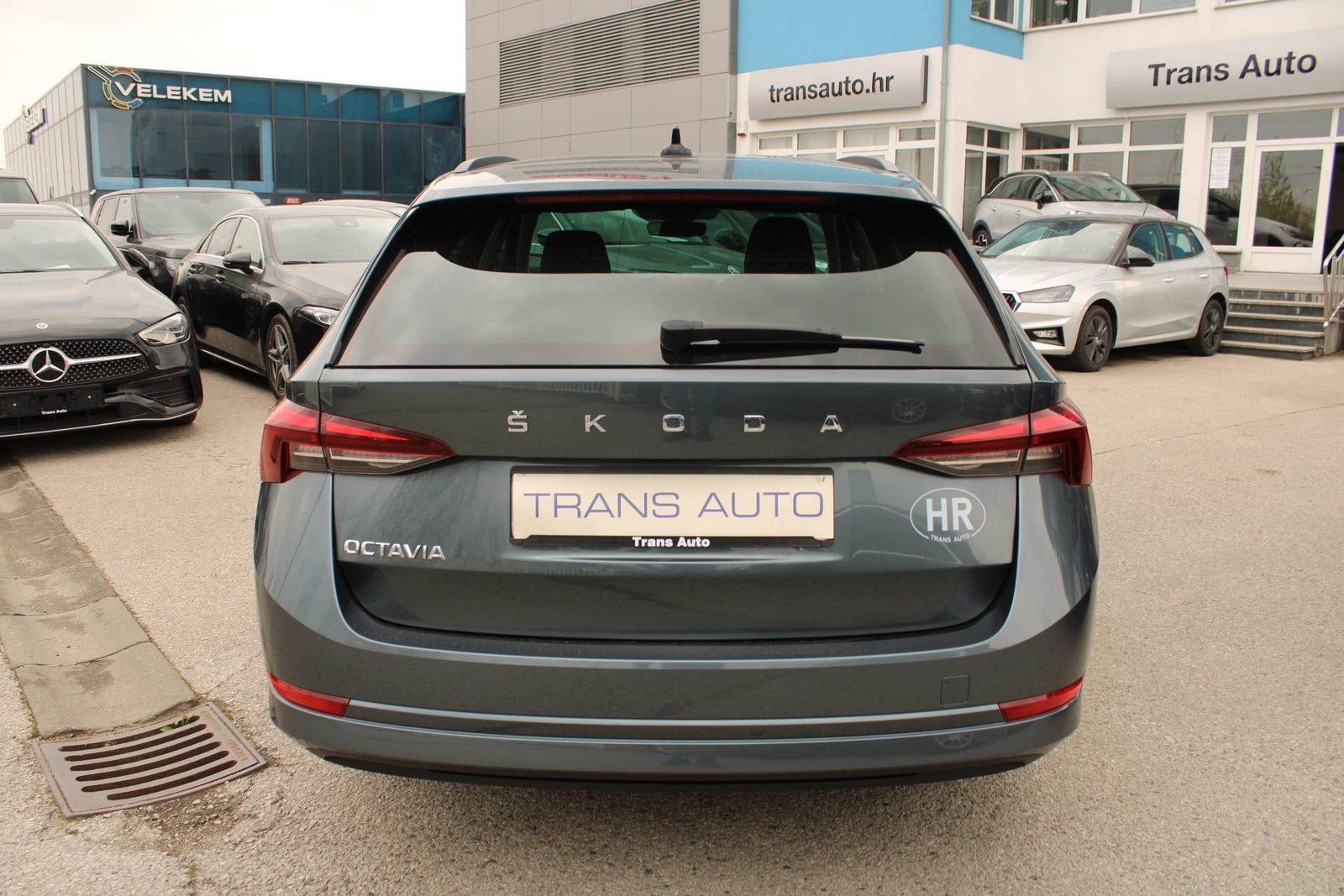 2021 Škoda Octavia Combi — fotografija 6