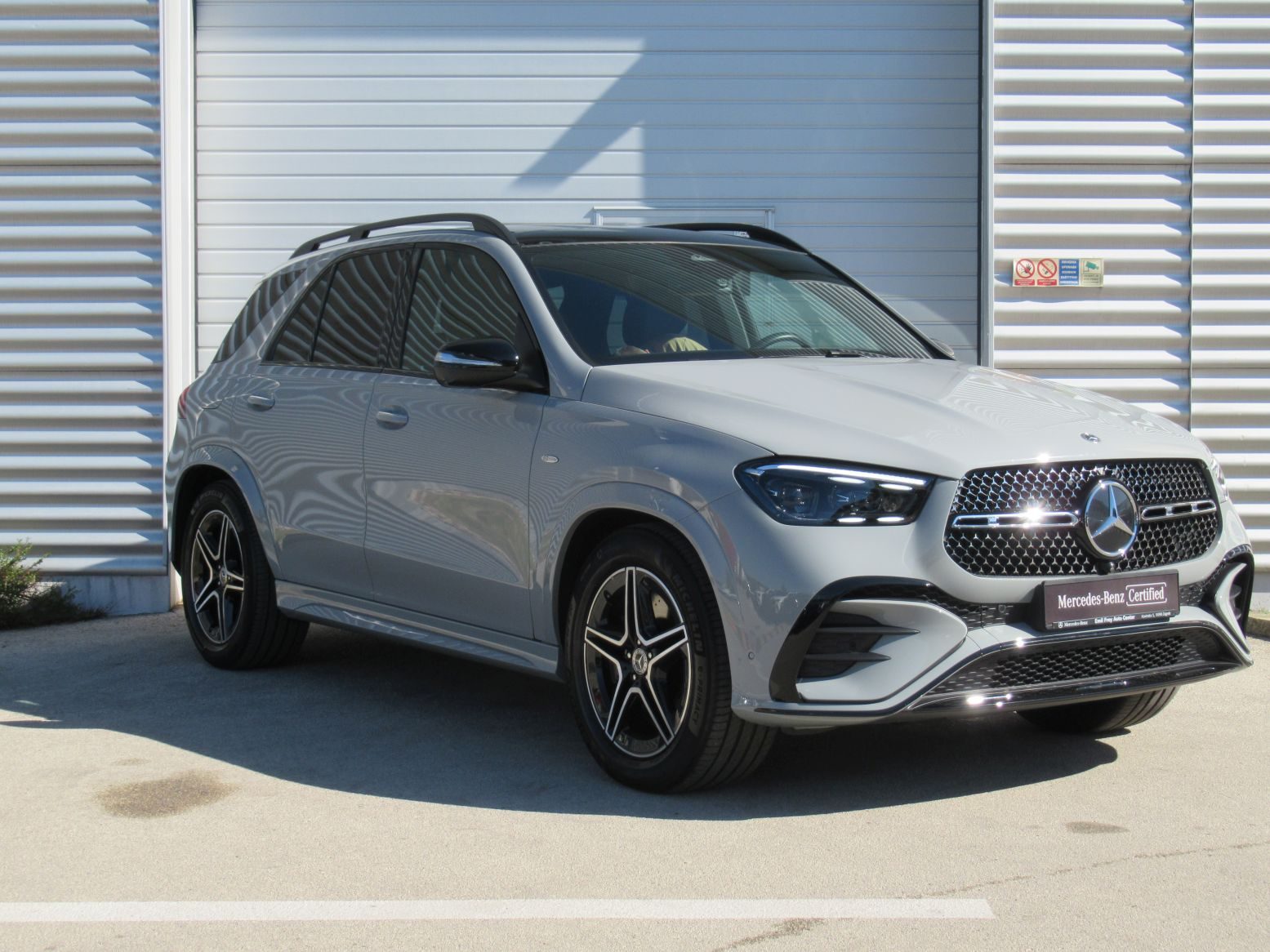 2025 Mercedes-Benz GLE — fotografija 4