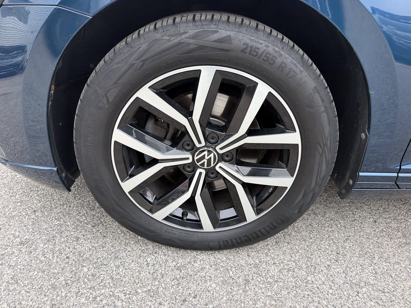 2021 Volkswagen Passat — fotografija 16