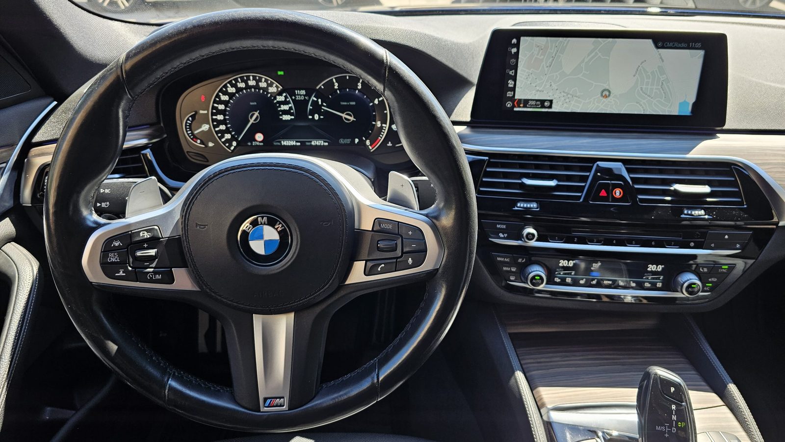 2018 BMW Serija 5 M Sport — fotografija 10