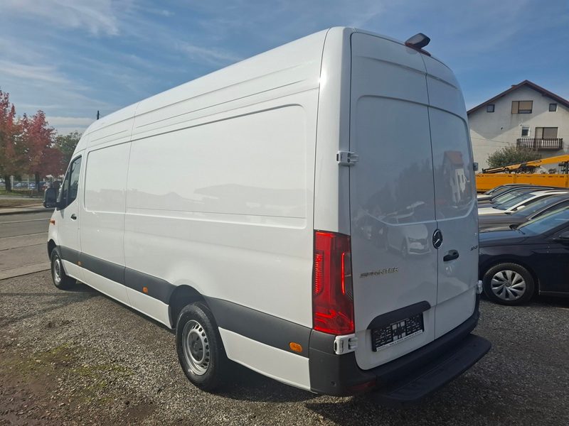 2025 Mercedes-Benz Sprinter — fotografija 7