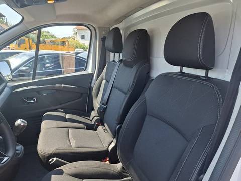 2022 Renault Trafic — sličica 12
